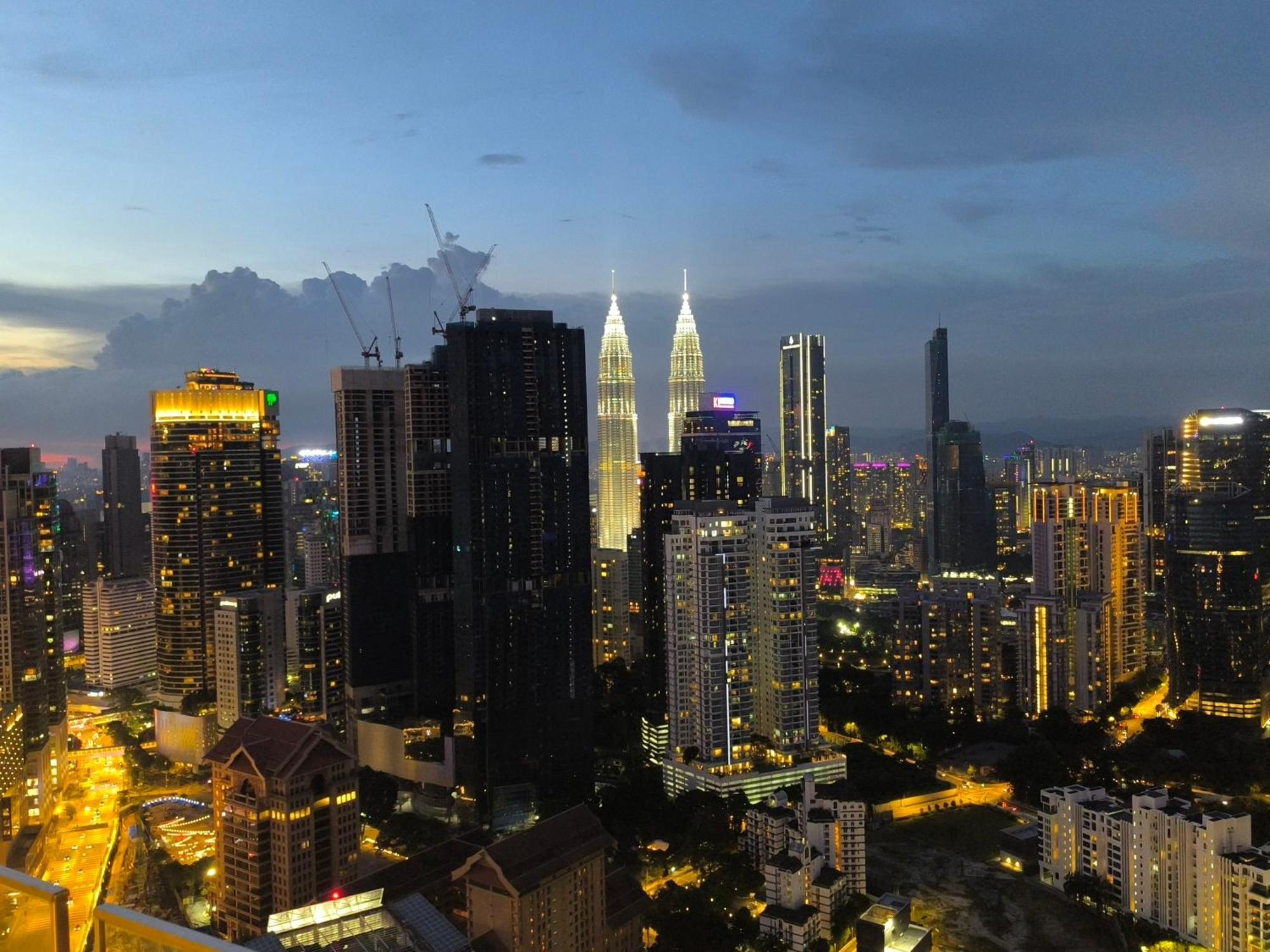 Agile Bukit Bintang Residences Trx Kl Apartment Kuala Lumpur