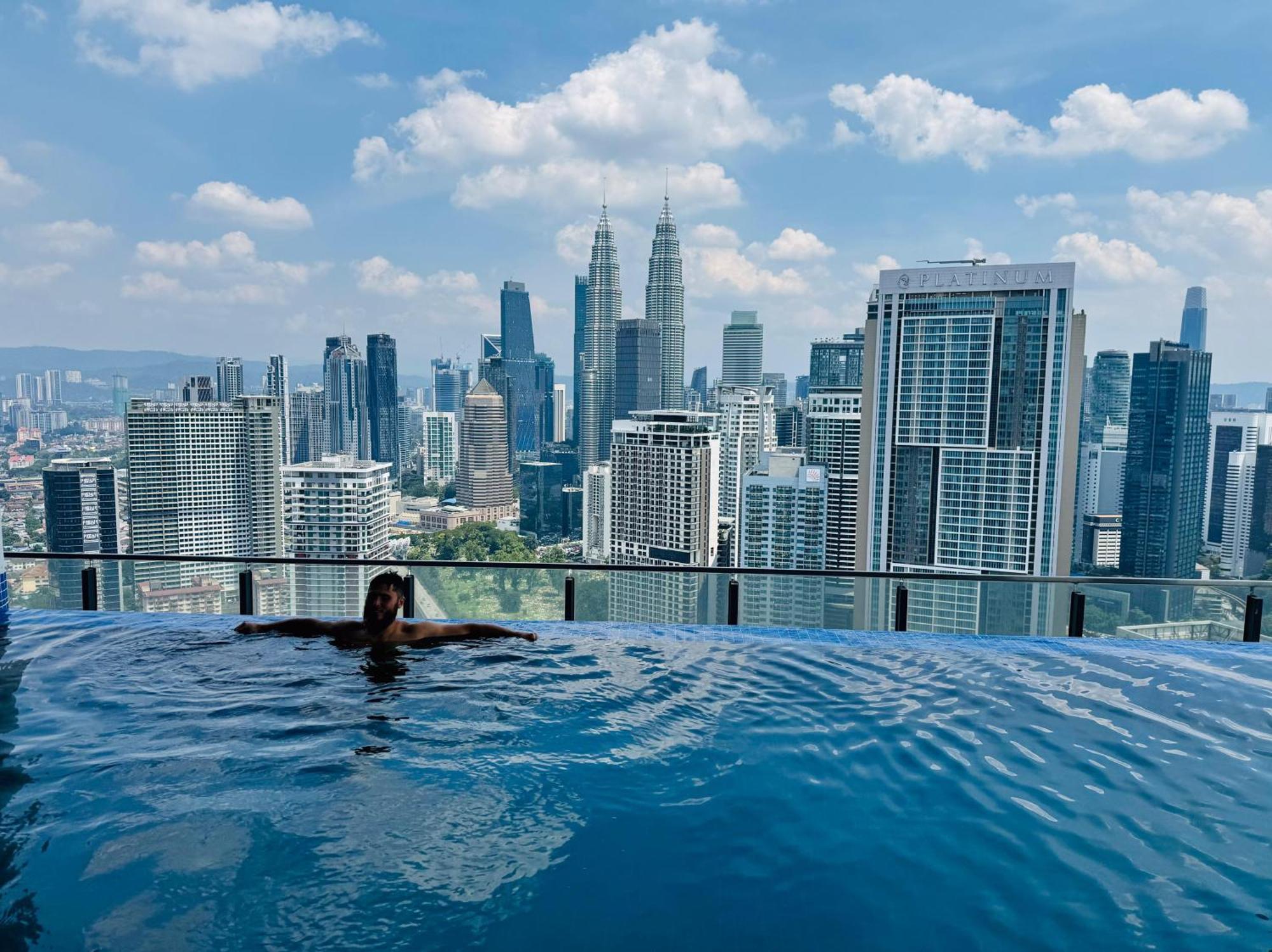 Apartment The Colony Infinitum By White House Klcc