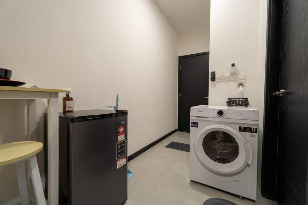 Neu By Cozy Unit L30ra 2-3pax Near Klcc & Jelatek Lrt Apartment *