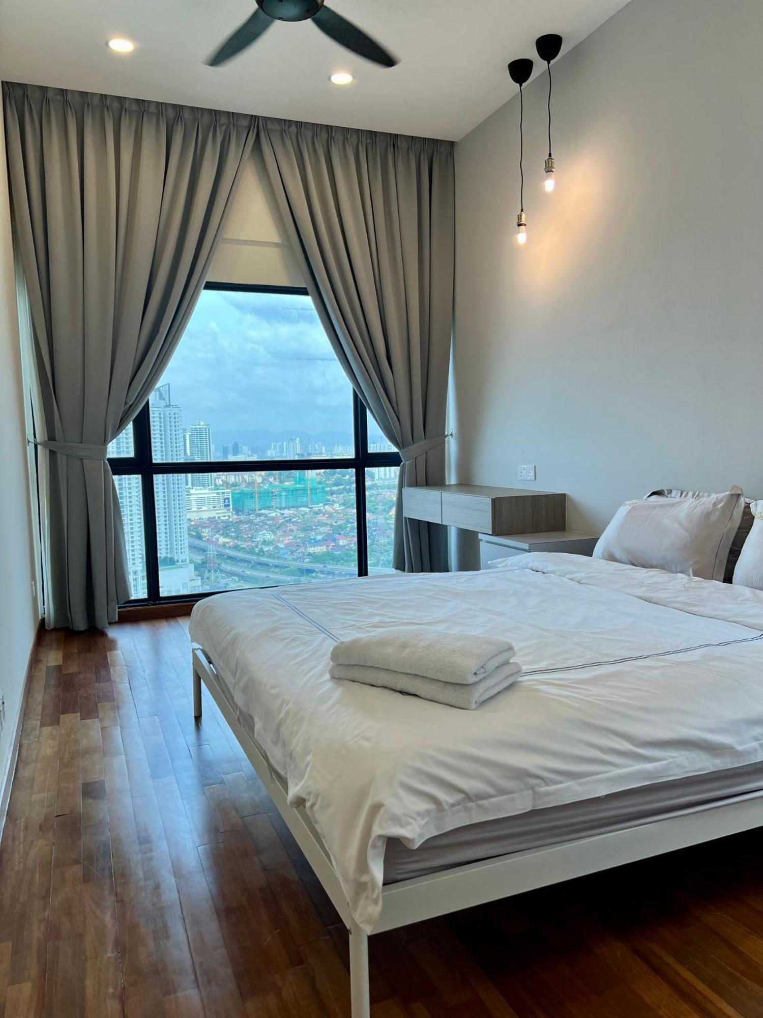 Reizz By Sweet Aparthotel *