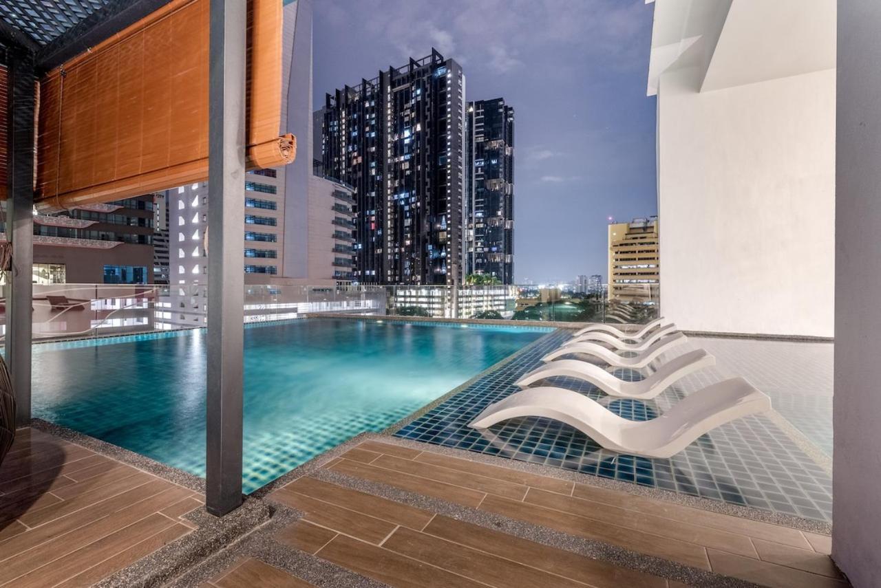Reizz By Sweet Aparthotel *