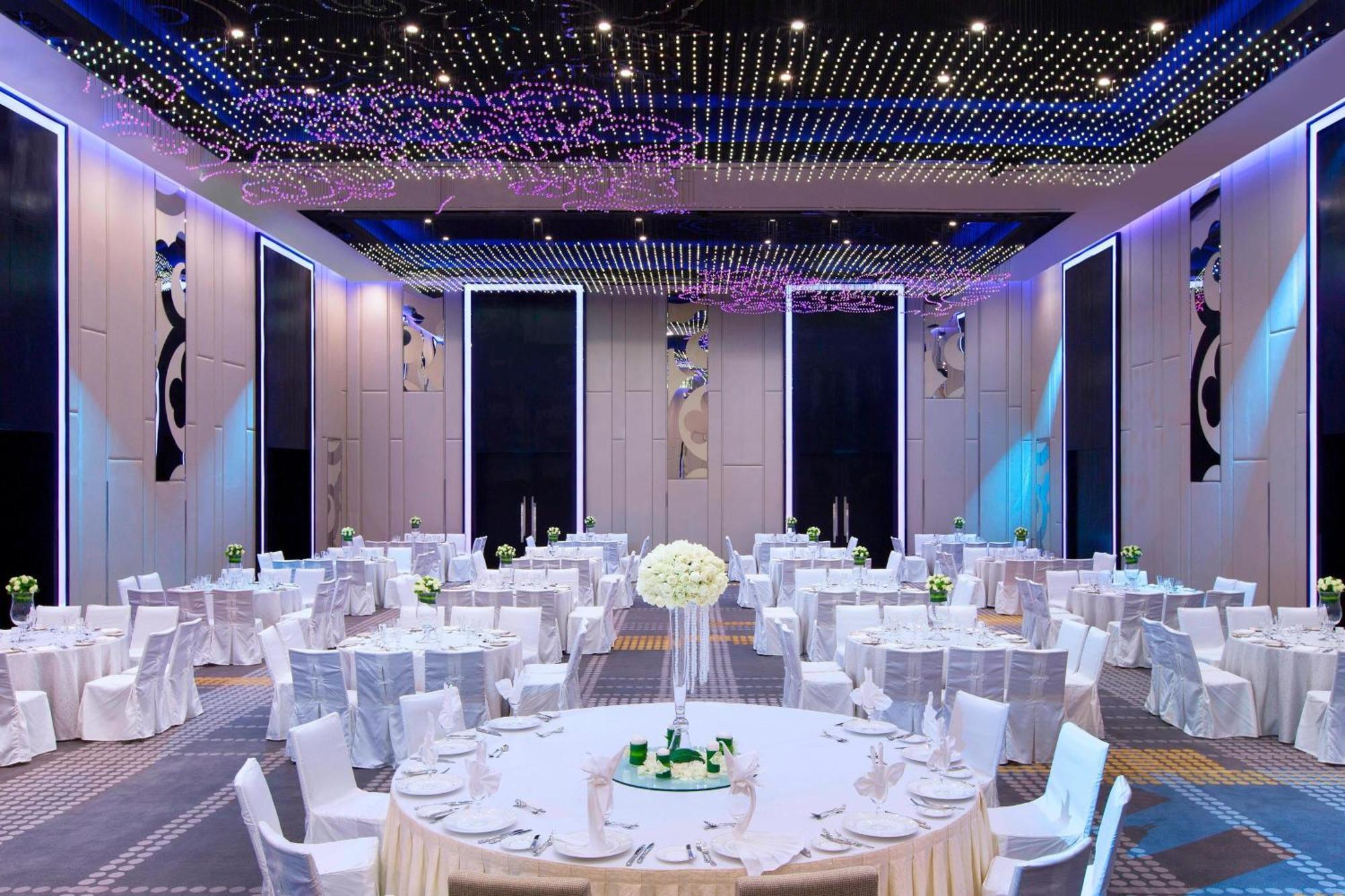 Le Meridien Hotel