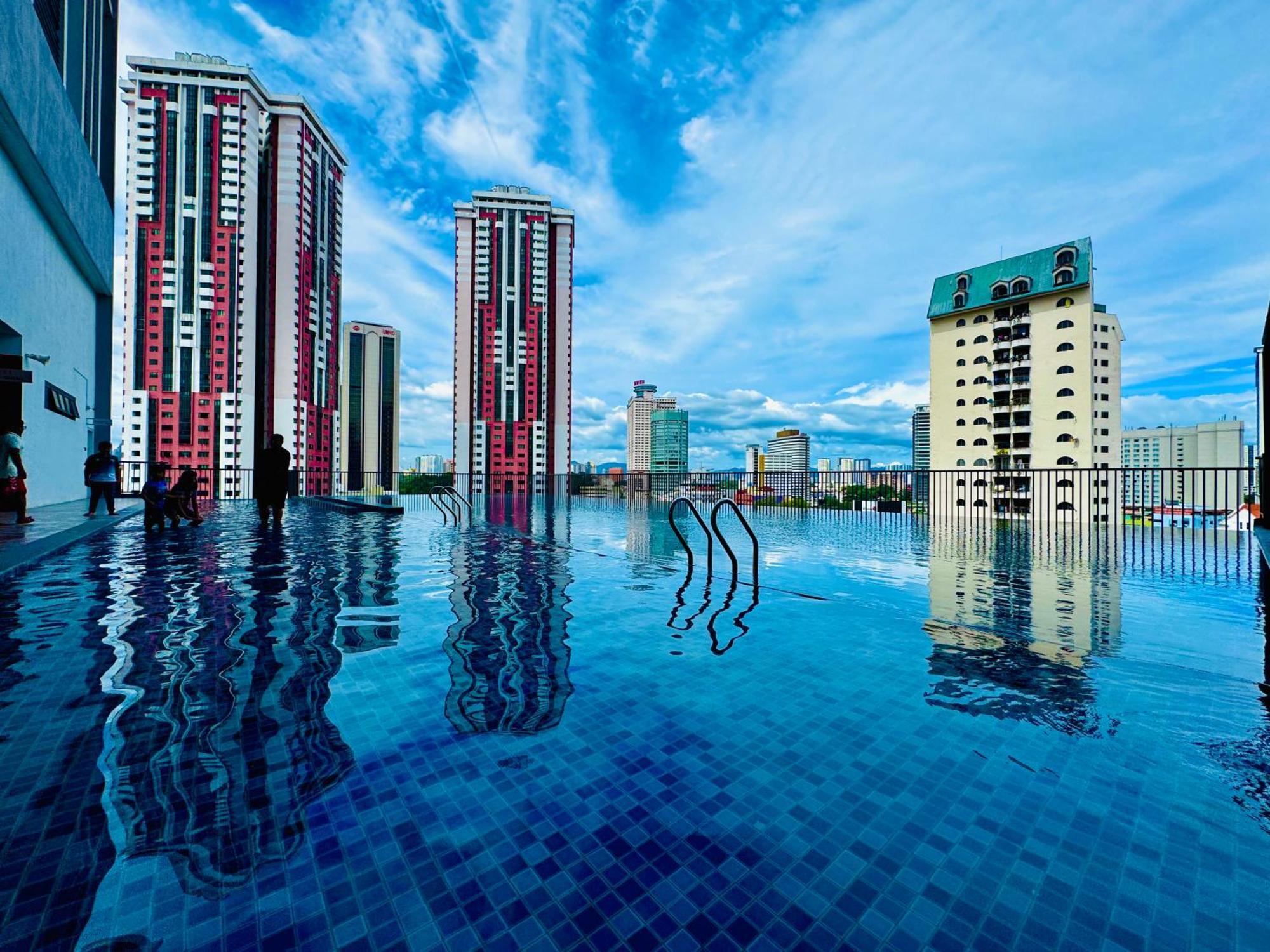 Chamber Kl At Sky World