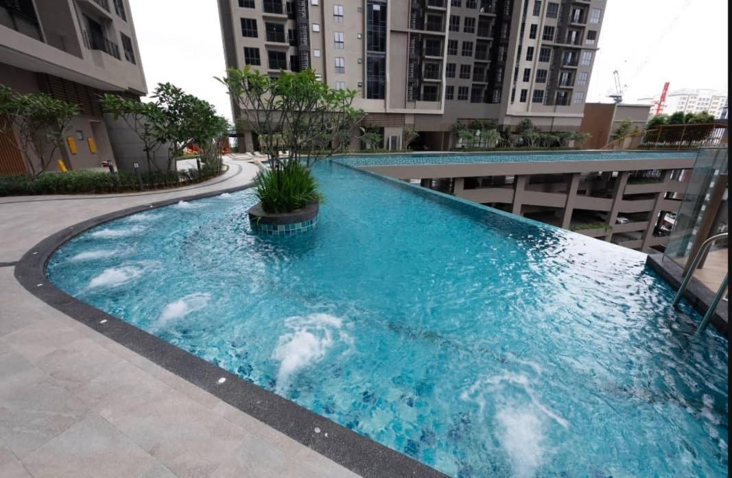Sunway Velocity Ii Tower C&d By The Conts * Kuala Lumpur