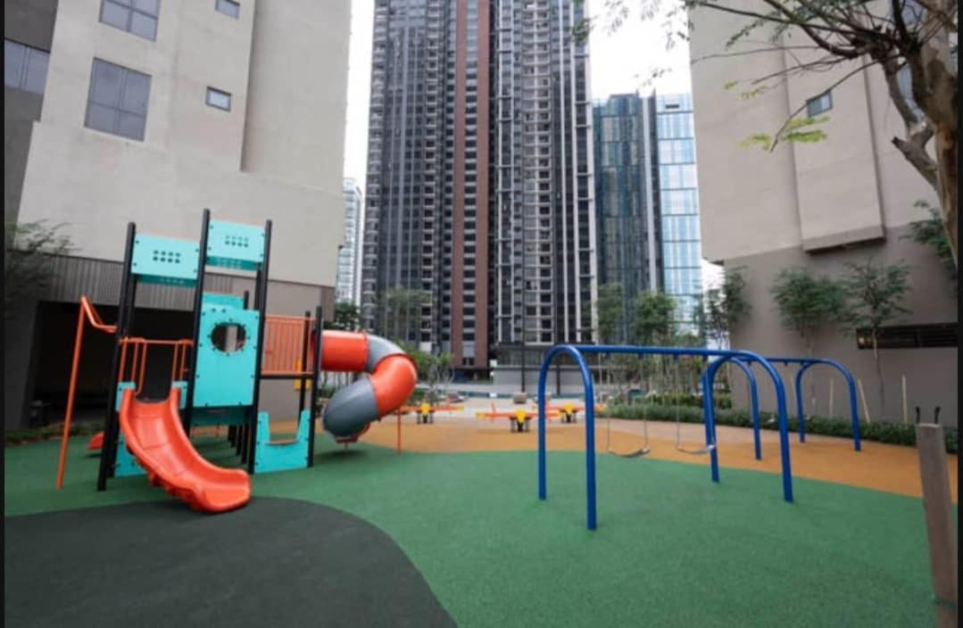 Căn hộ Sunway Velocity Ii Tower C&d By The Conts Kuala Lumpur