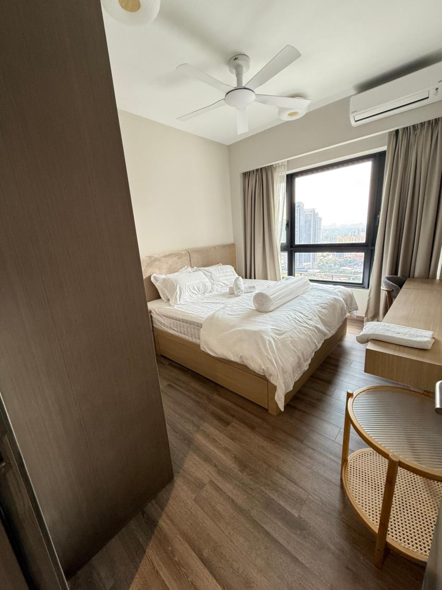 Agile Sky Near Pavilion Mall & Trx View Including Swimming Pool Apartment *