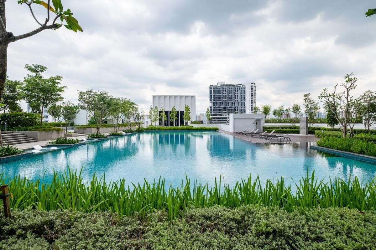 Kids Friendly At Riana Dutamas Kuala Lumpur