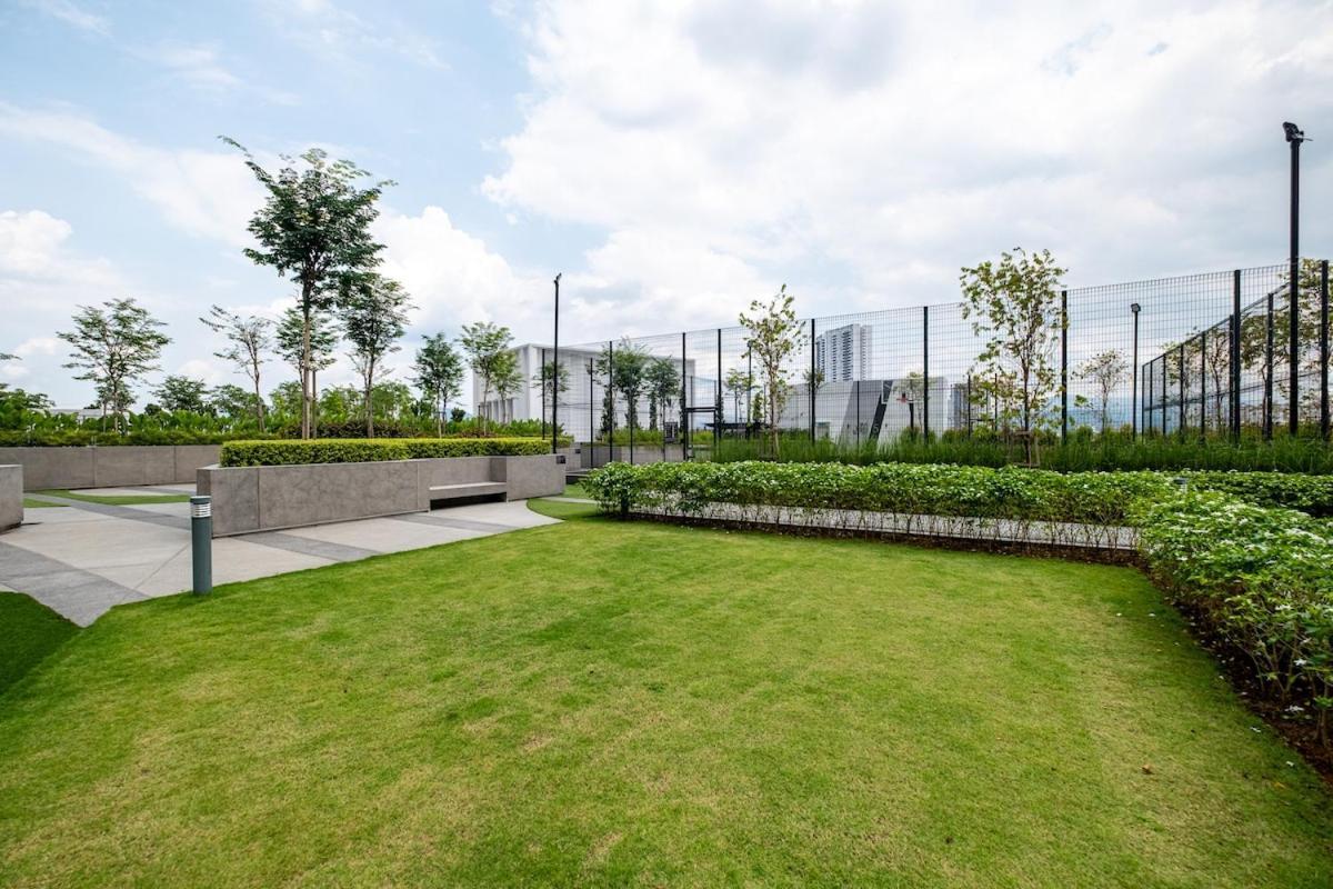 Kids Friendly At Riana Dutamas