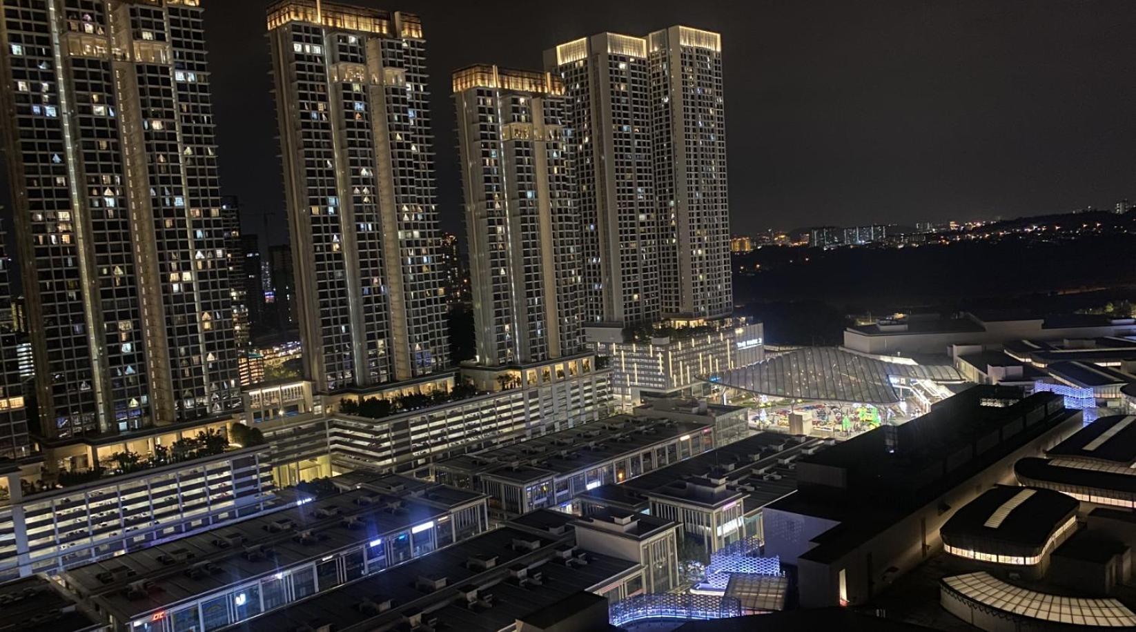 Apartment 25-revo Aurora, Pavilion