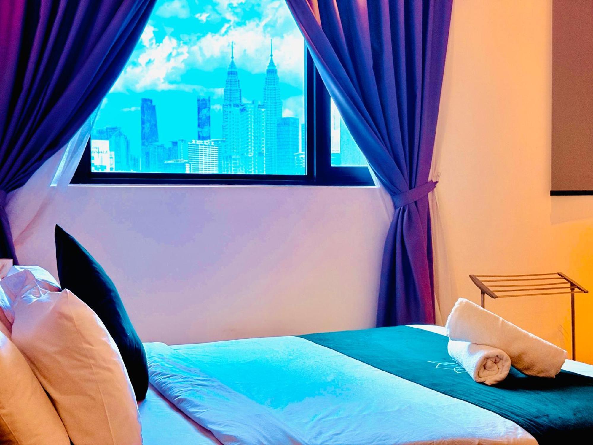 Chamber Serviced Klcc Apartment