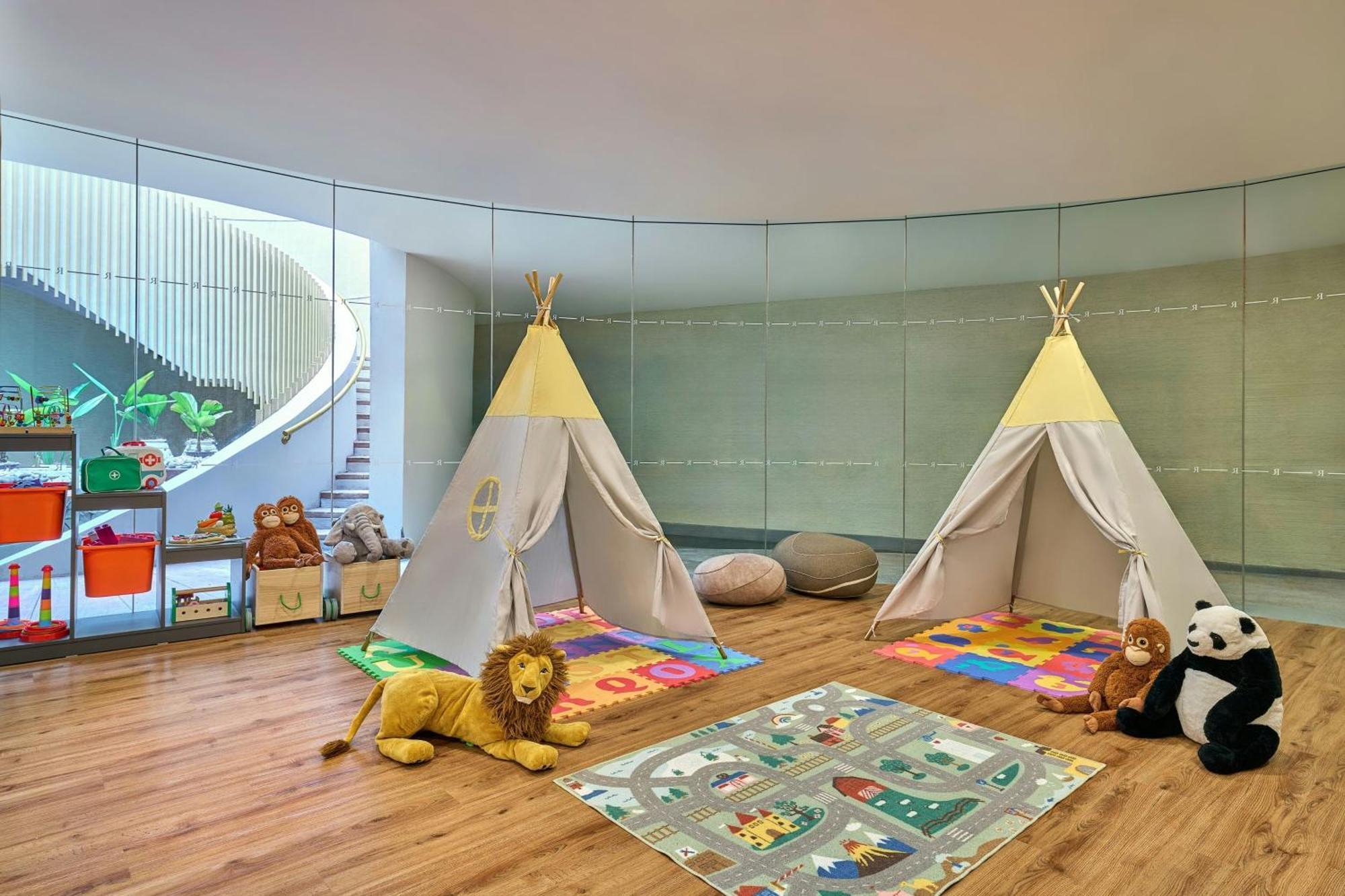Renaissance & Convention Centre 5* Kuala Lumpur