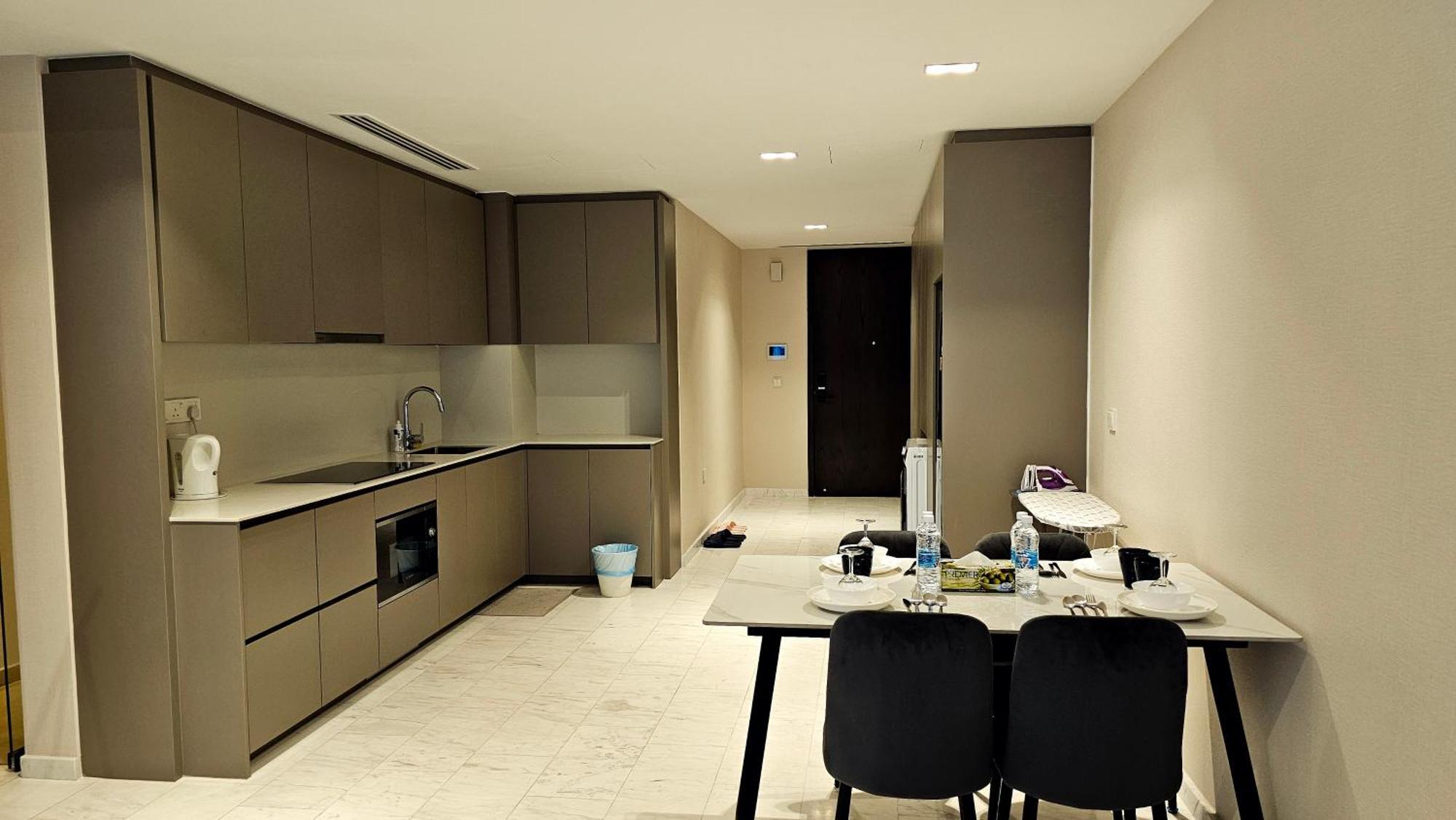 Apartment Crystal Service At Eaton Klcc Kuala Lumpur