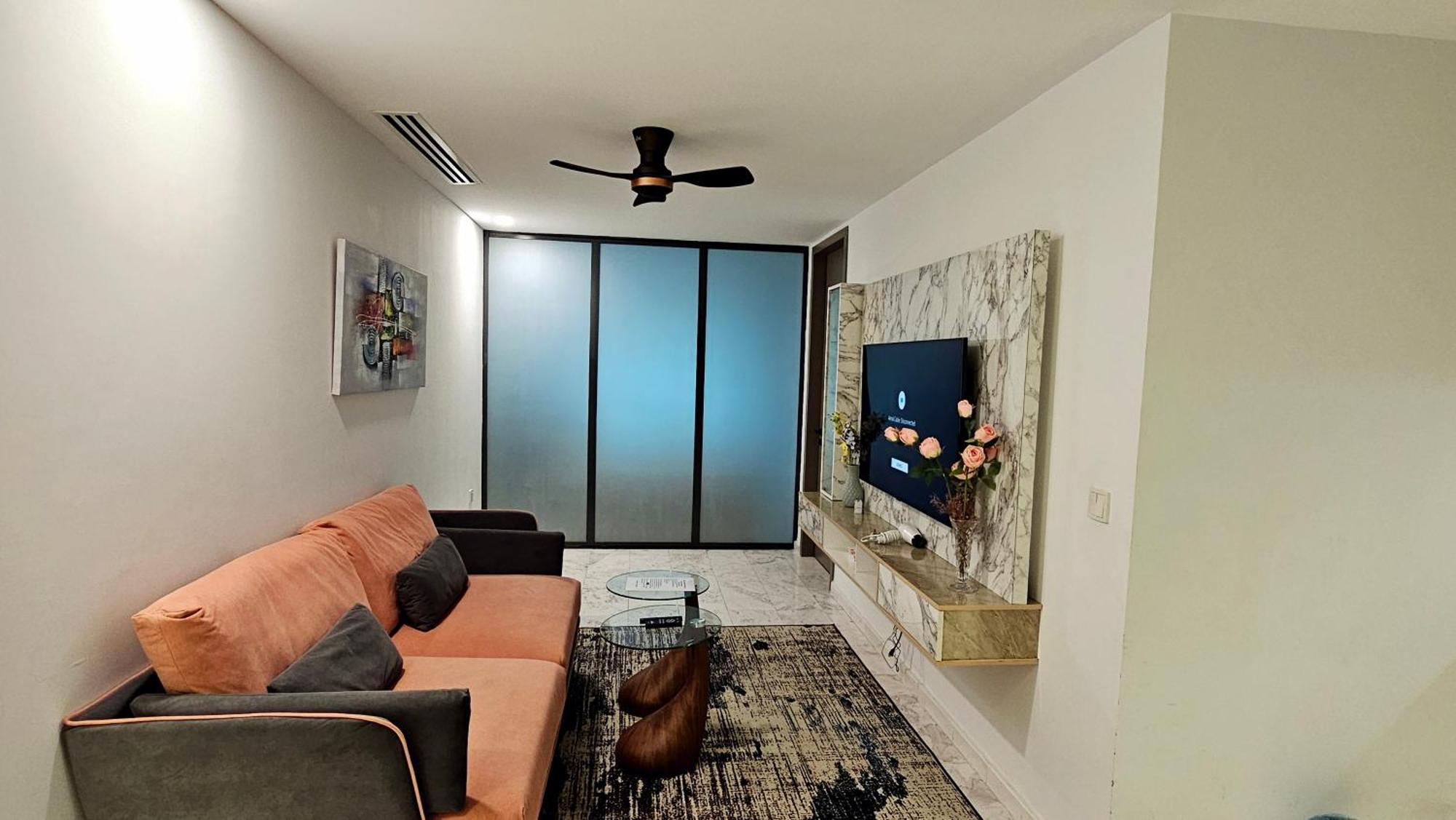 Apartment Crystal Service At Eaton Klcc *