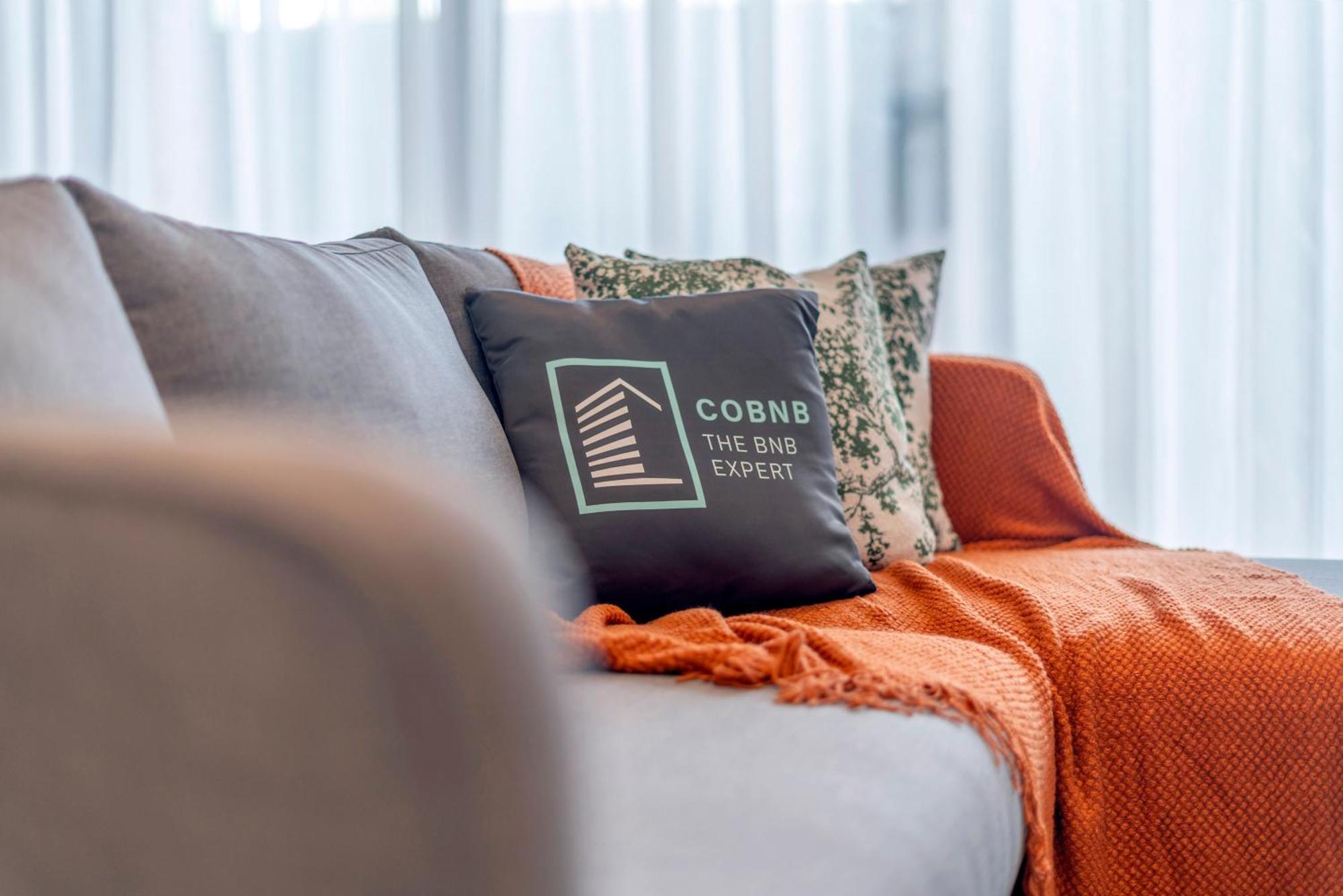 Embassy By Cobnb At Ampang Hilir Homestay *