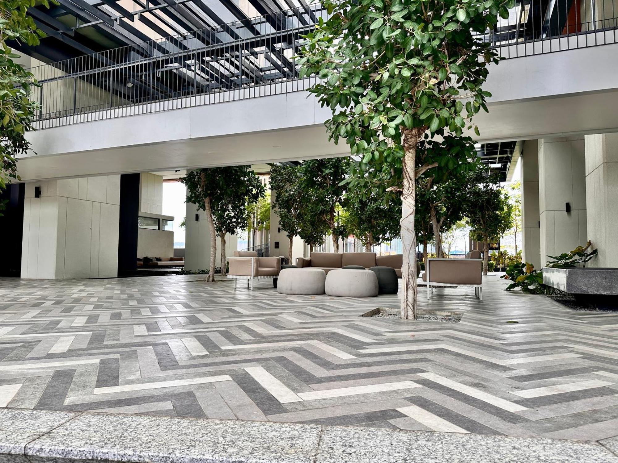 Apartment Smart Service Lucentia Bbcc Lalaport
