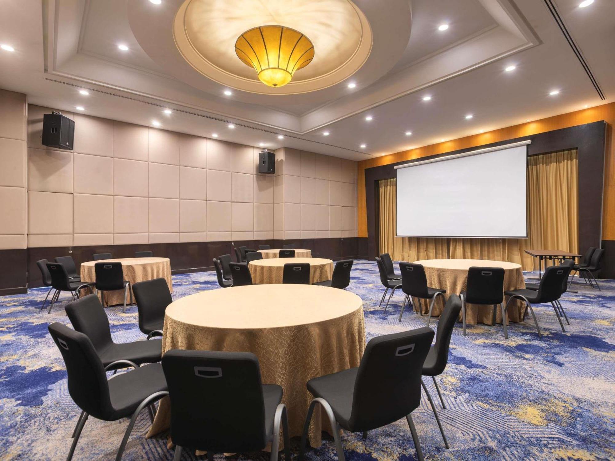 Novotel Centre