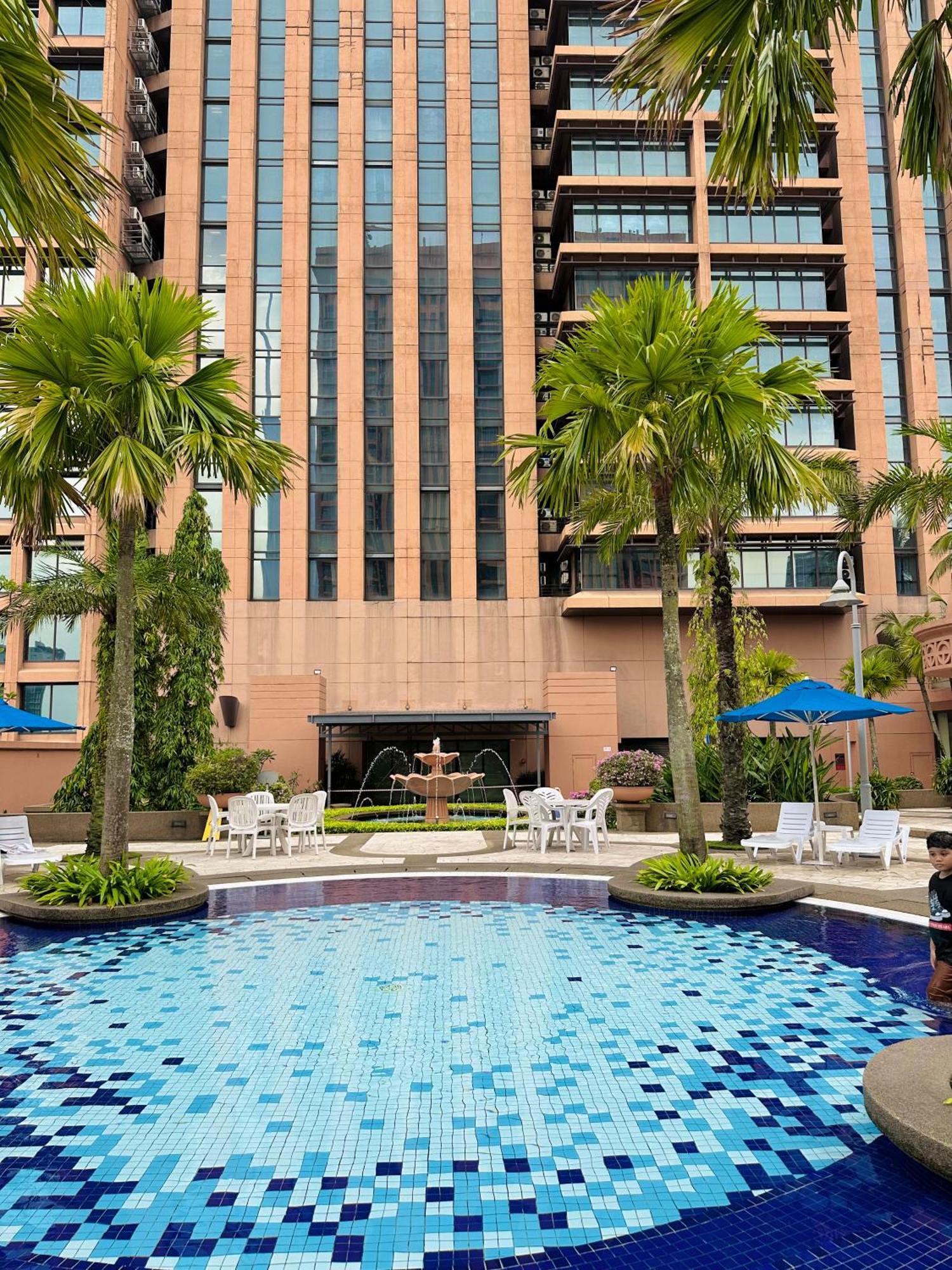 Times Square Residences Apartment *