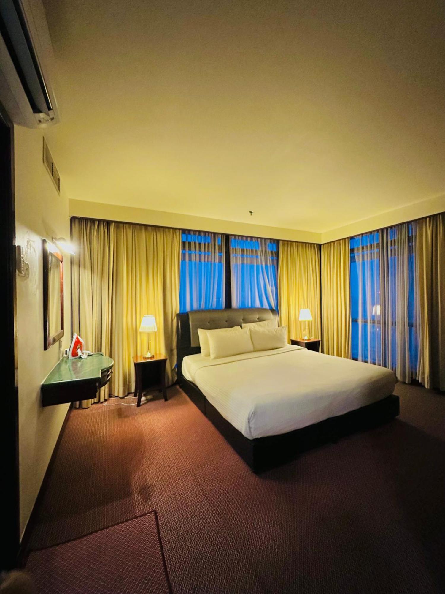 Times Square Residences Apartment