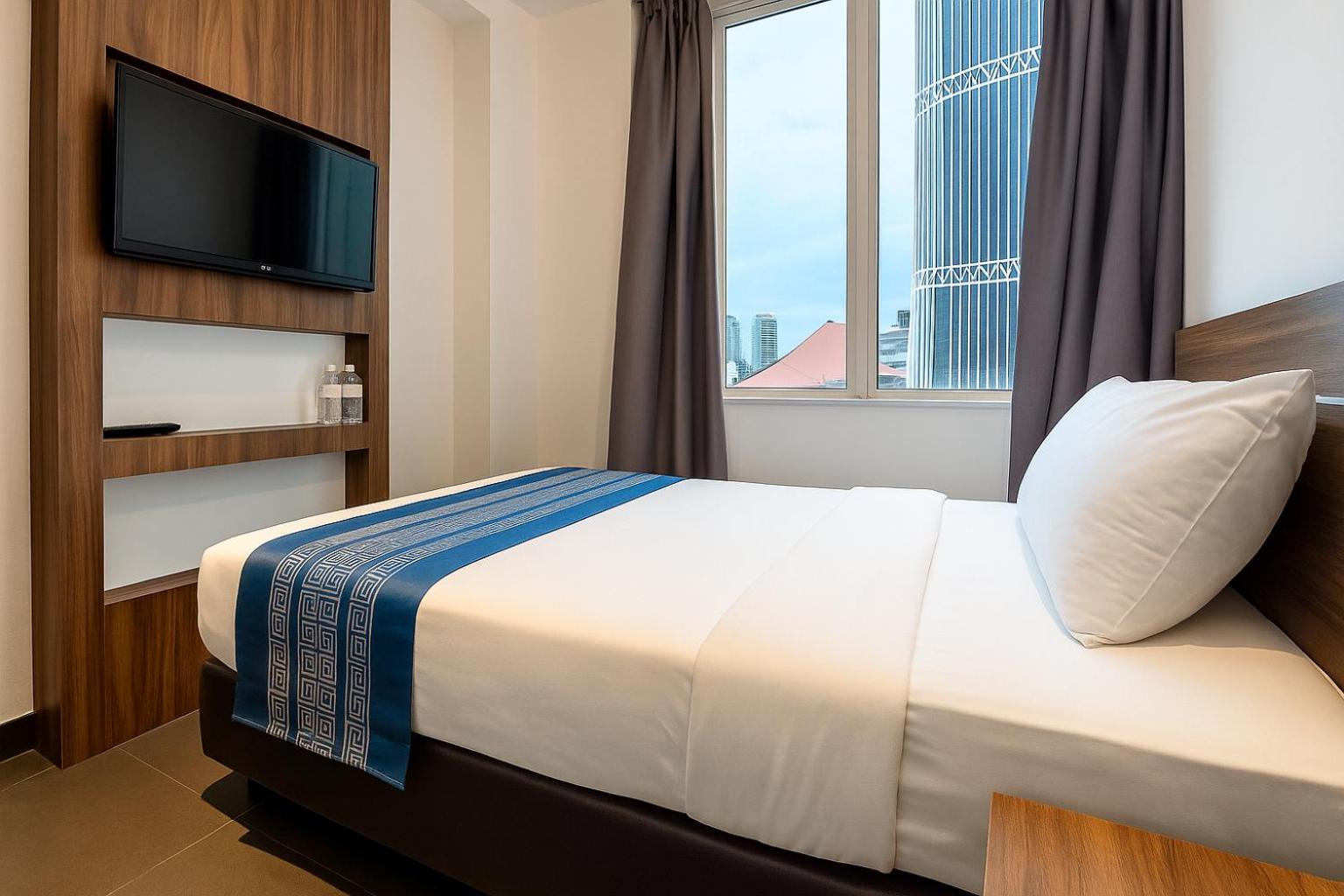 1915 Chinatown Hotel 3*