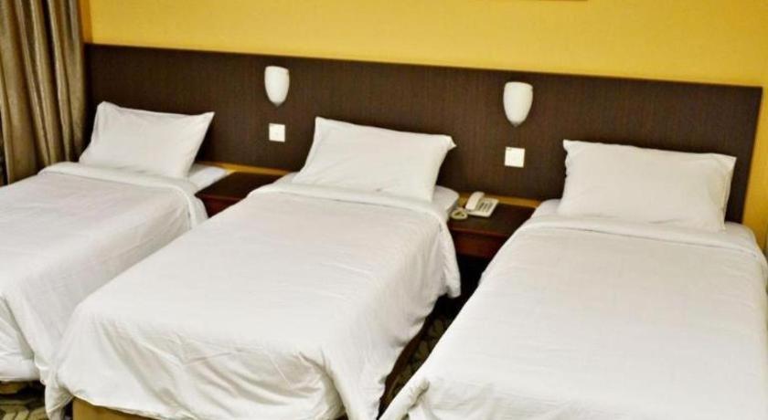 Ymca Hotel 2*