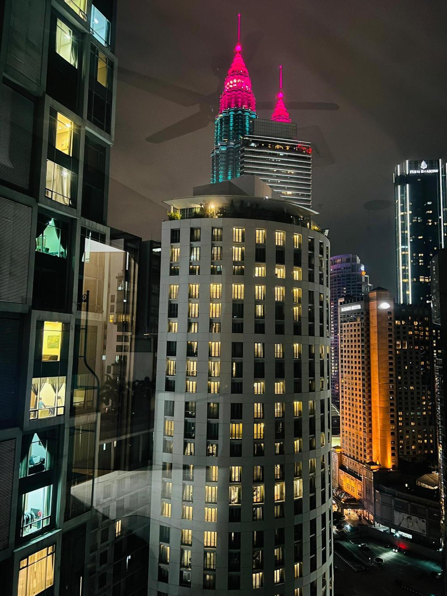 Soho Klcc By Comfort Apartamento
