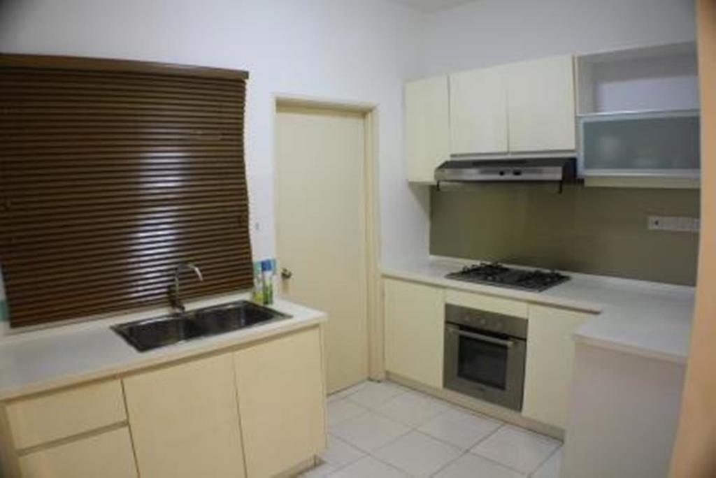 Short In Kuala Lumpur