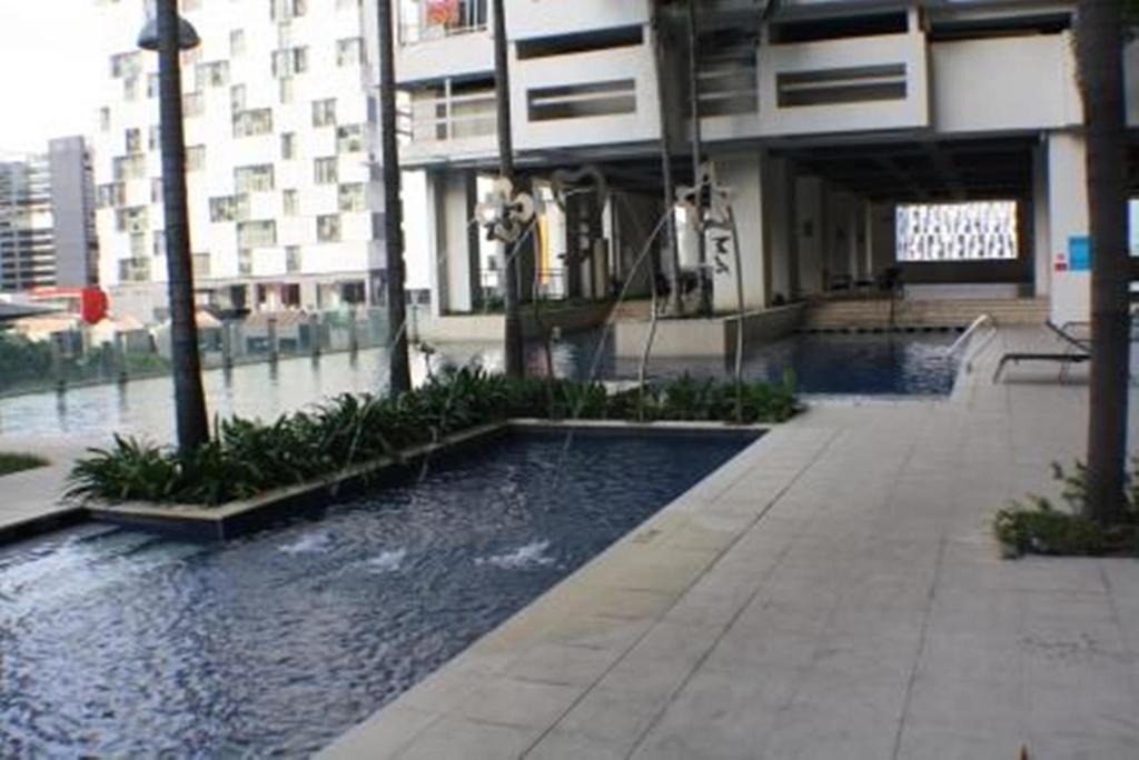 Short In Kuala Lumpur