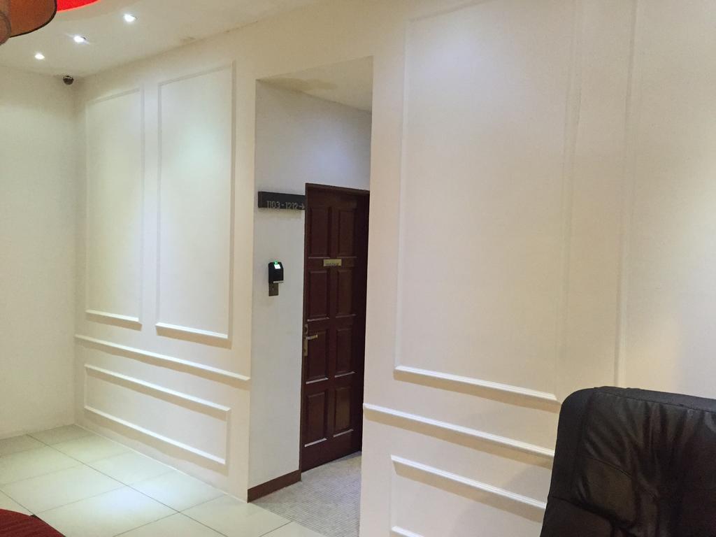 Simms Boutique Kuala Lumpur