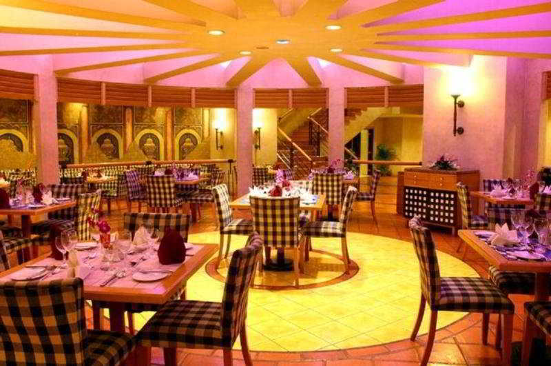 Grand Seasons Hotel