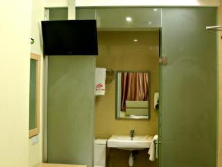 Oyo 89837 Ocean 77 2*