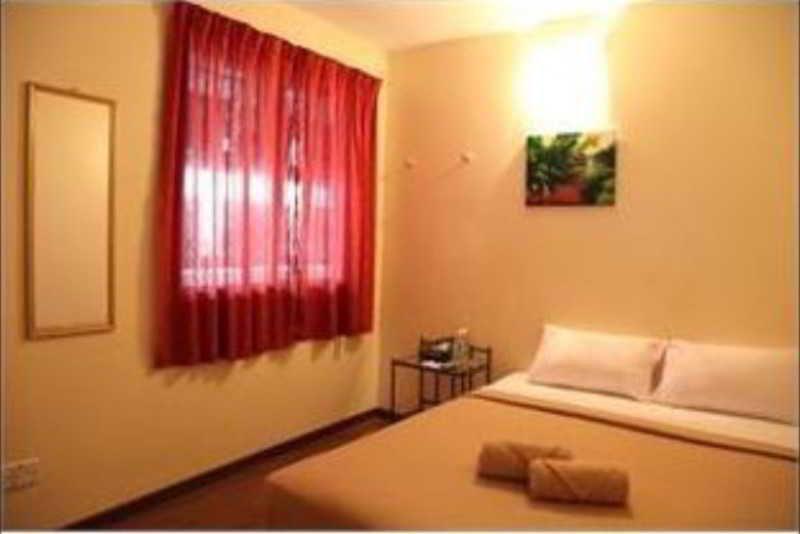 Oyo 103 V'la Garden Hotel