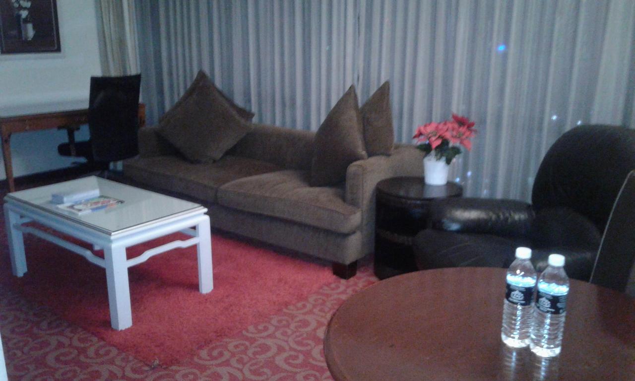 Service Suites@times Square Apartment *