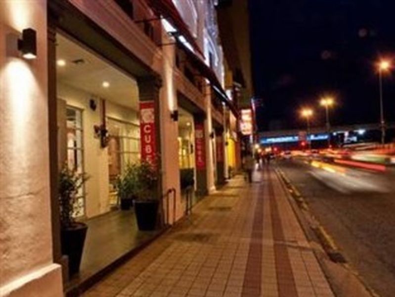 Simms Boutique Kuala Lumpur