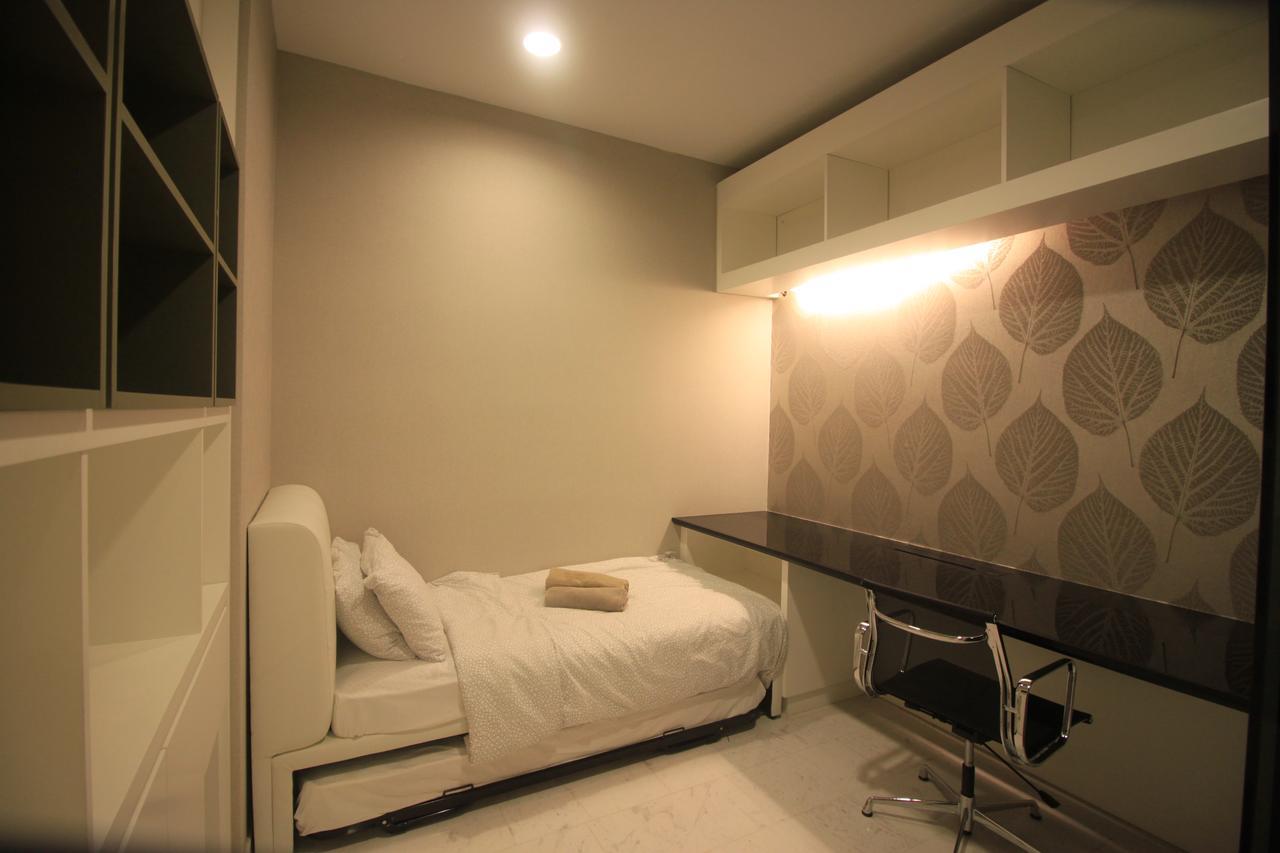 Aparthotel Eminent @ Platinum Suites *