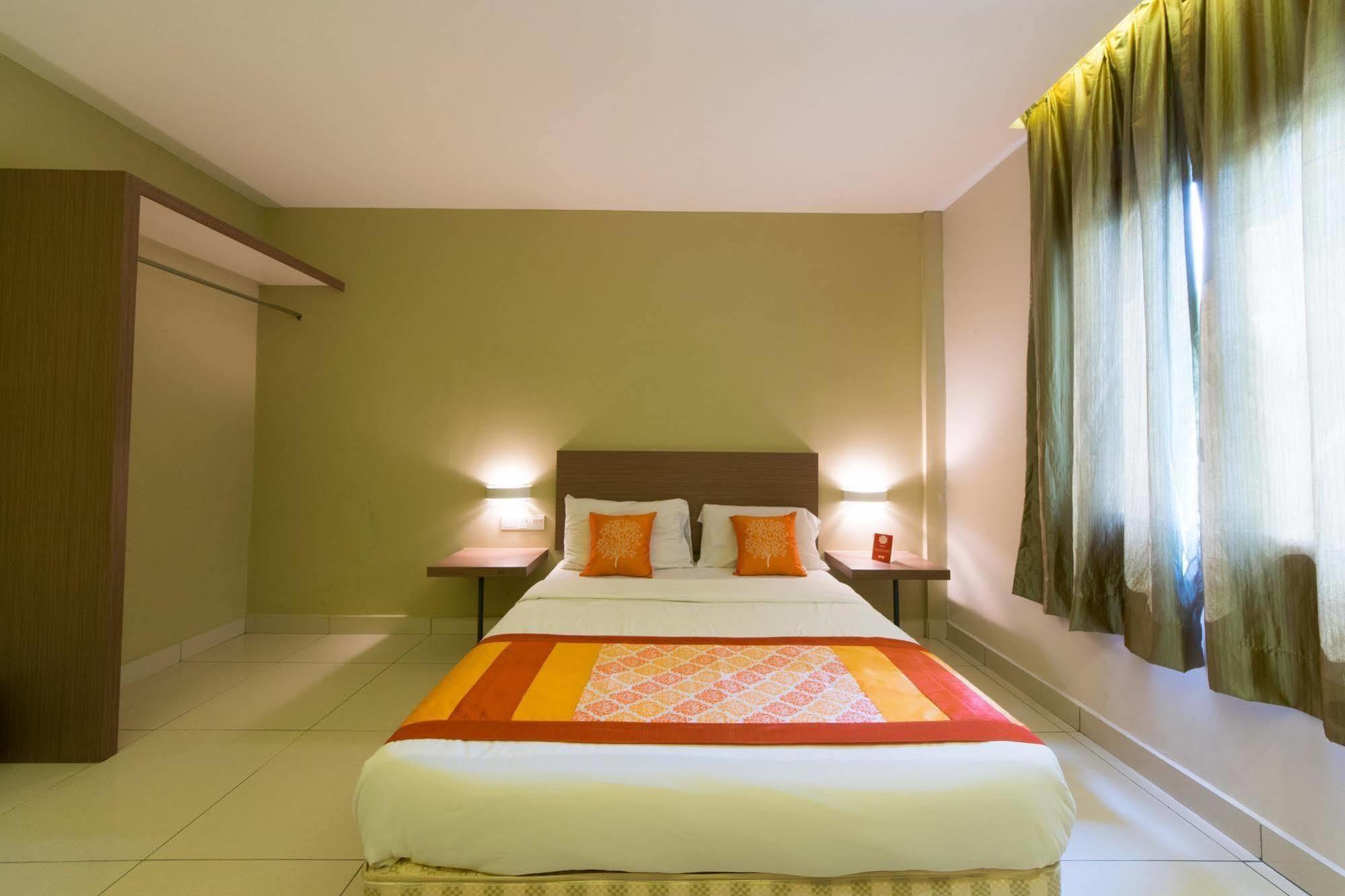 Archeotel 2*