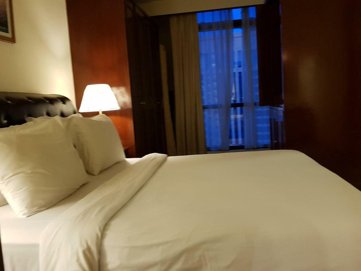 New Town At Times Square Apartment *
