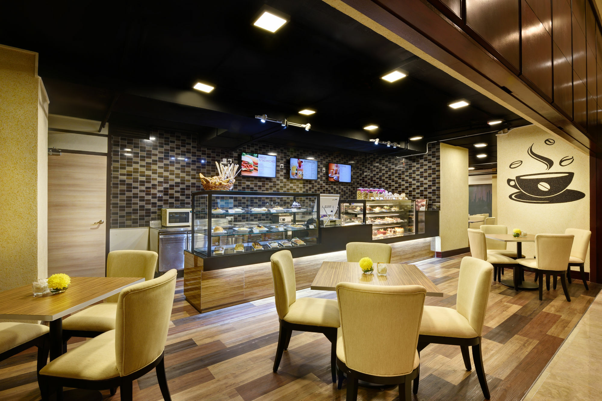 Hotel Grand Seasons 4*