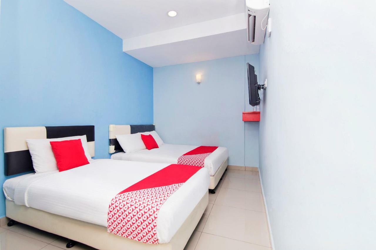 Hotel Oyo 220 Sri Maluri