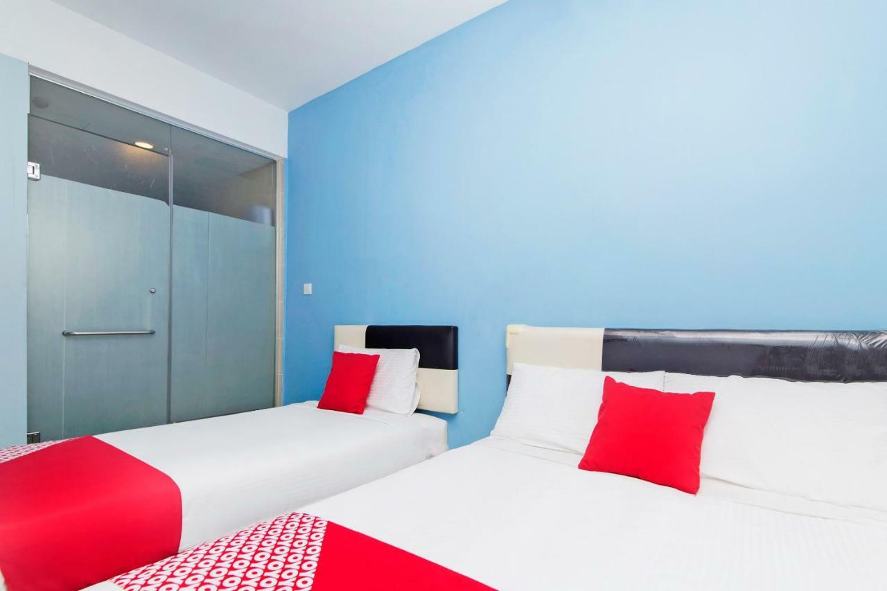 Hotel Oyo 220 Sri Maluri