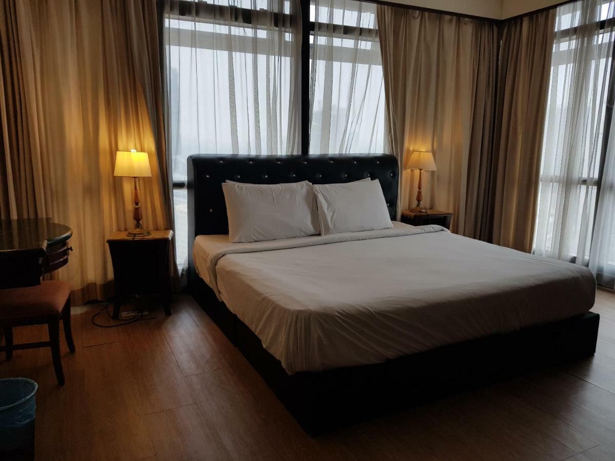 New Town At Times Square Apartment