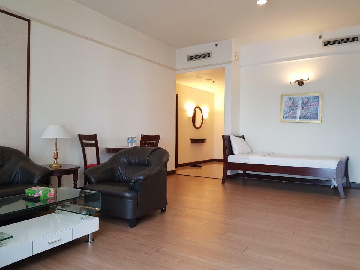 New Town At Times Square Apartment