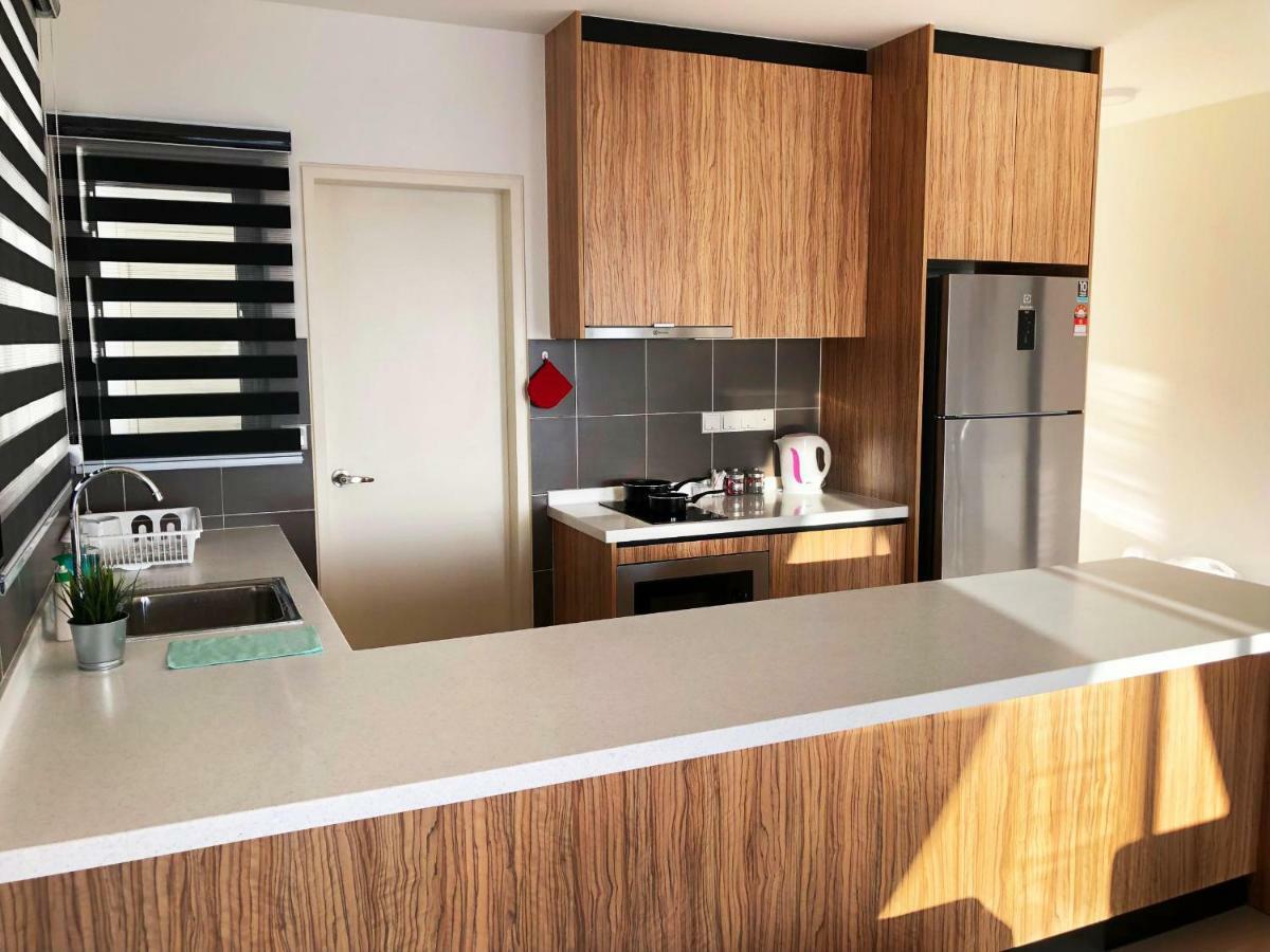 Apartment Lakeville Residences