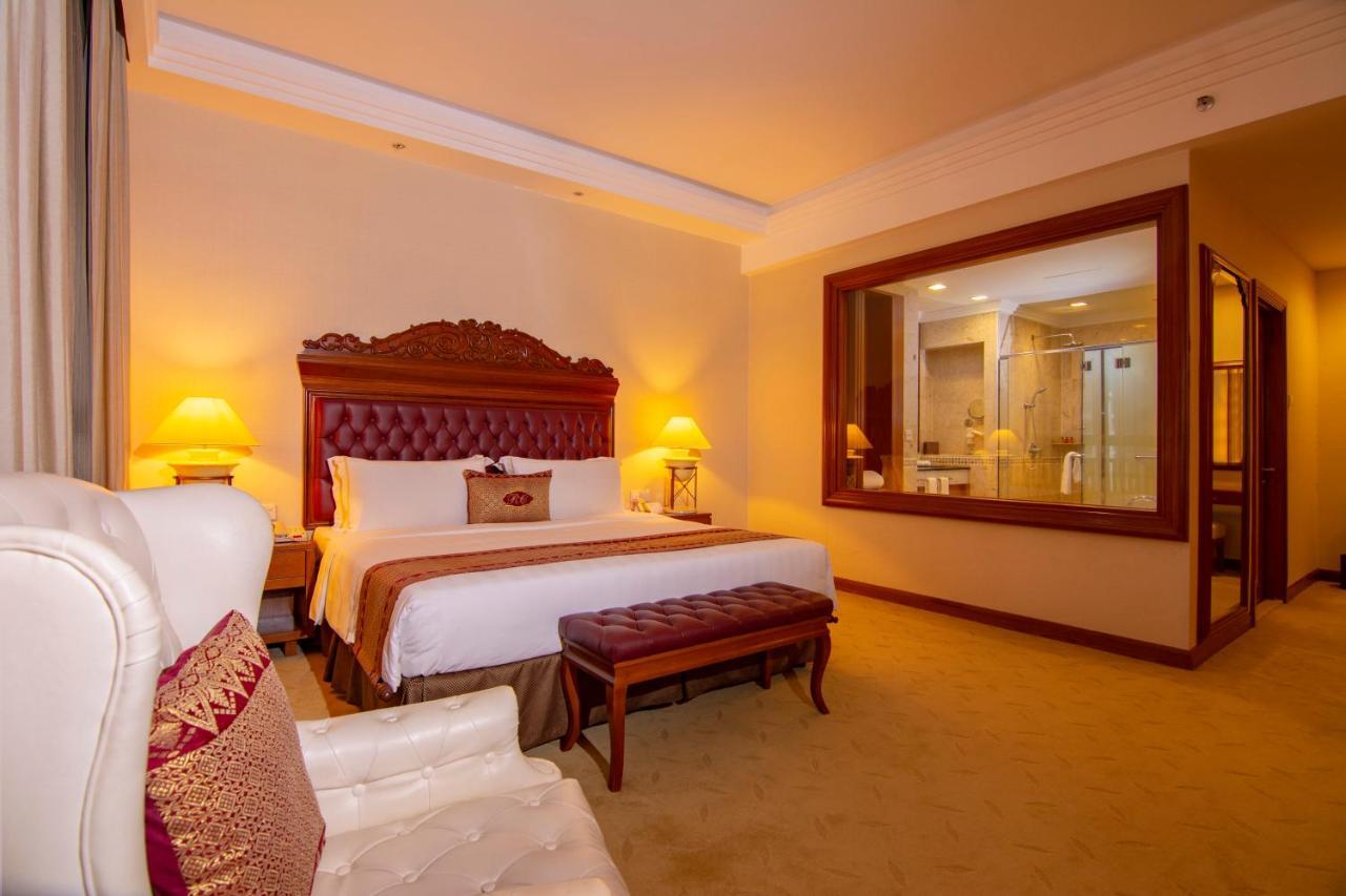 Royale Chulan Hotel