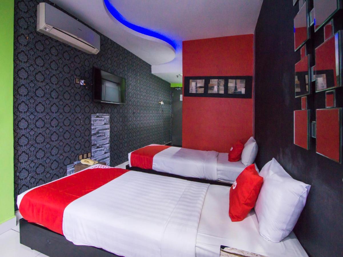 Oyo 89494 Max Star Khách sạn