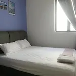 Cozy United Point Residence