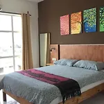 Sam\'S Fancy Homestay