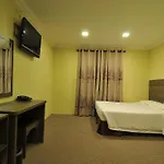 Hotel Star Town Inn