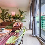 2Min Walk To Lot 10, 5 Min To Pavillion 2Br 8-2 Wifi 100Mbps
