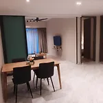 Crystal Suites At Eaton Klcc