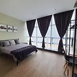 Bangsar Trade Centre Kuala Lumpur By Skylimit Suites